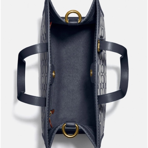 Coach Signature Jacquard Field Tote 30 - Picture 4 of 11